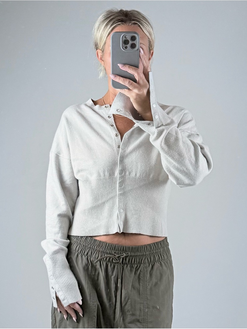 Lioness Cream Button-Up Cardigan style fitted shirt